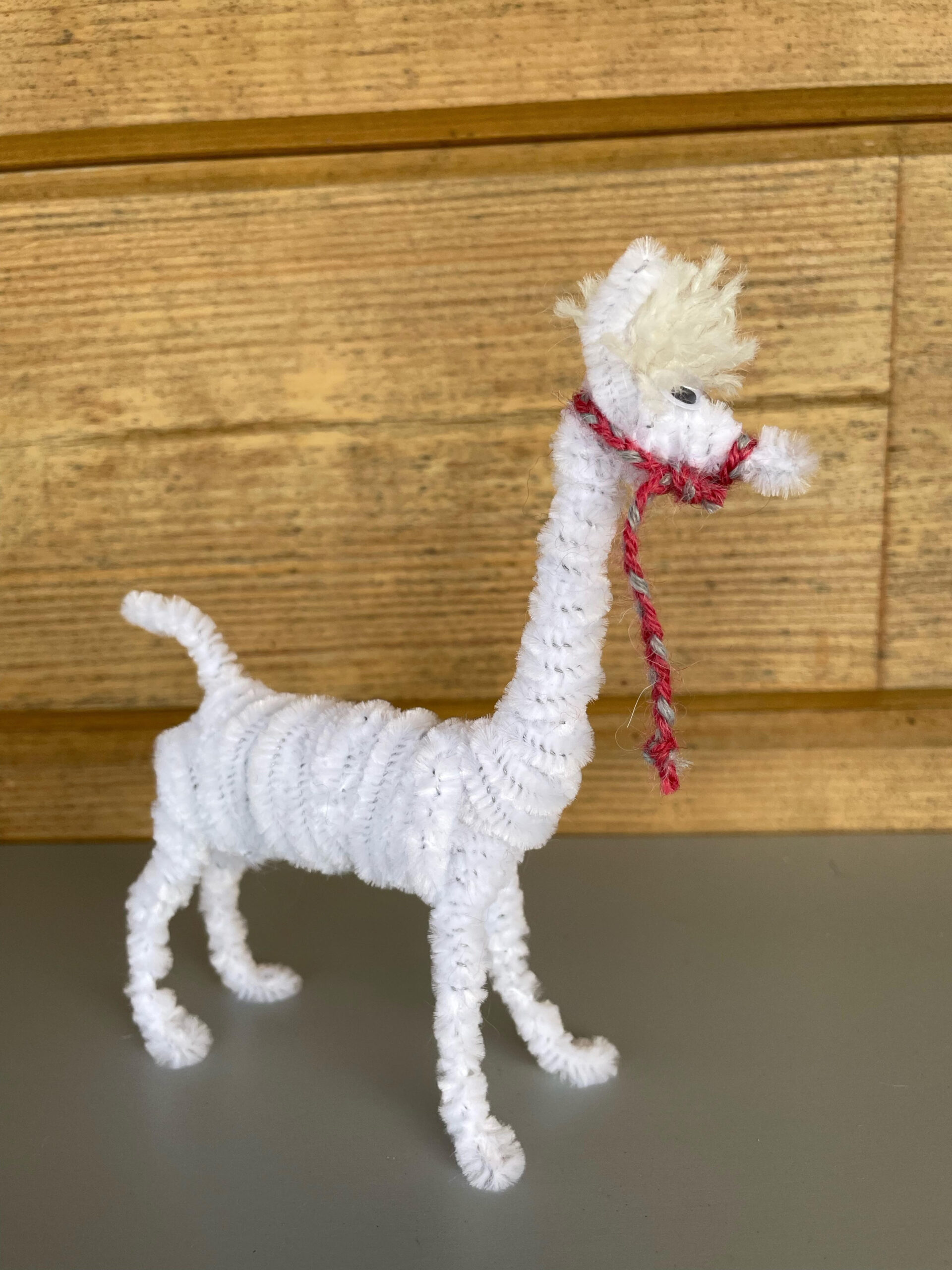 Pipe Cleaner 'Paca - White - Image 3
